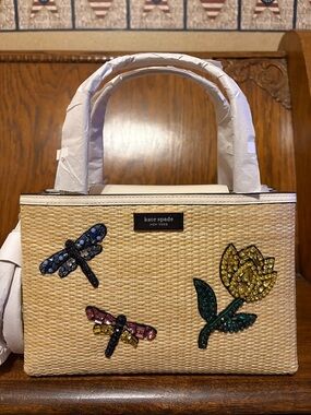 NWT-Kate Spade-Sam Icon-Dragonfly Embellished-Small Straw Tote-$195